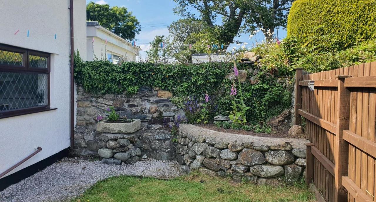 Green Cottage - Snowdonia Llanllechid Exterior photo